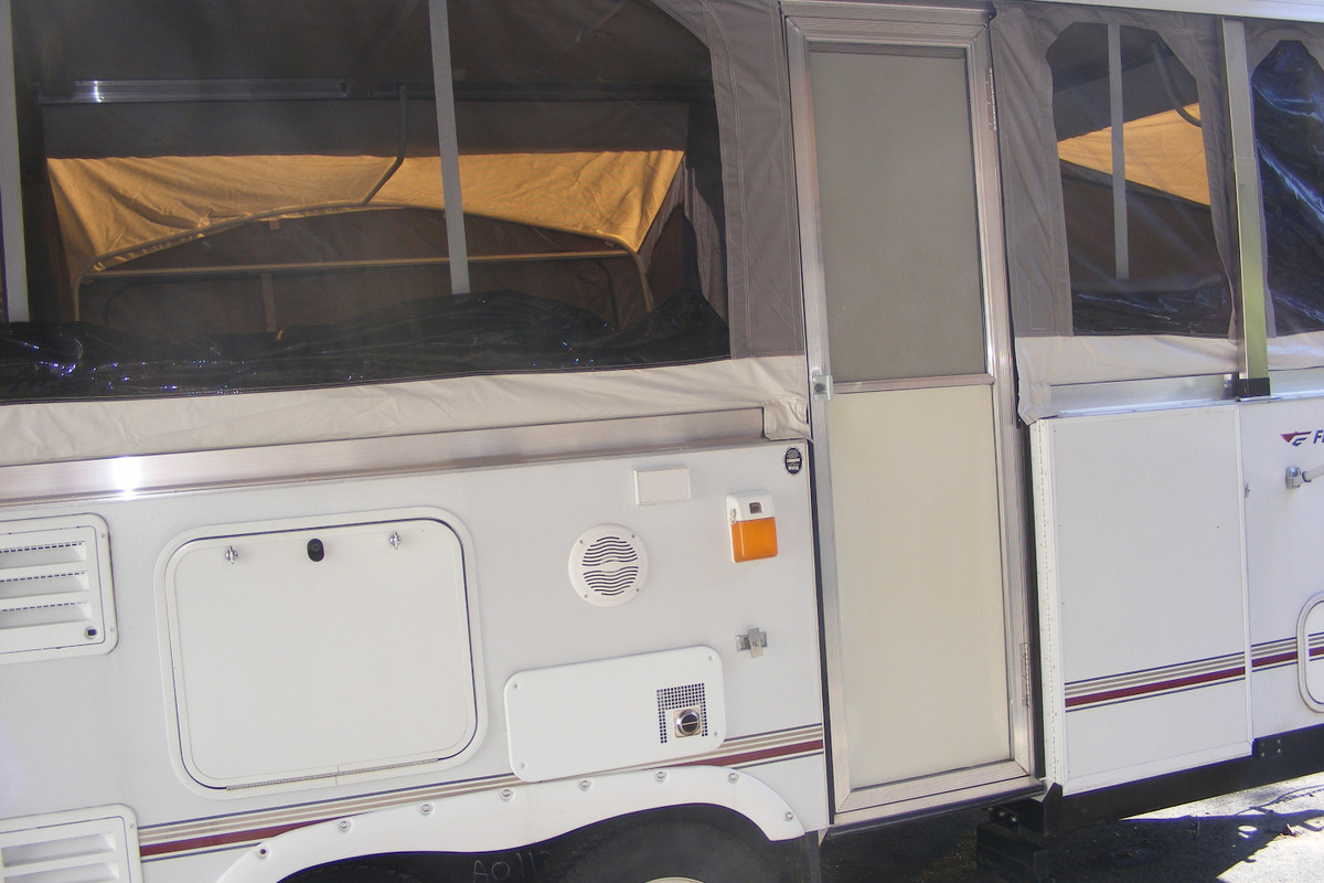 2008 Fleetwood Avalon 4249, 2
