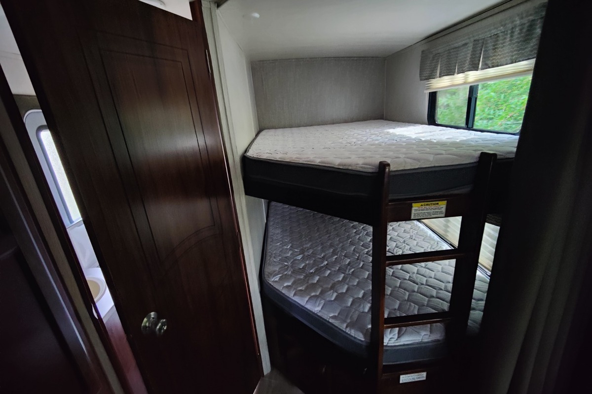 2018 Heartland Mallard M312, 6