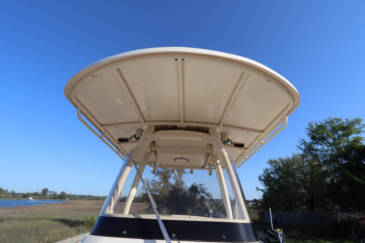 2016 Grady-White Fisherman 257, 6