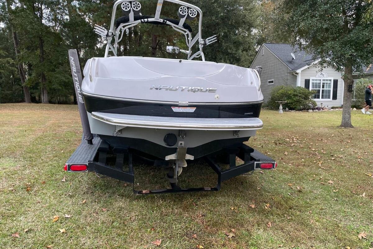 2008 Correct Craft Super Air Nautique 220, 1