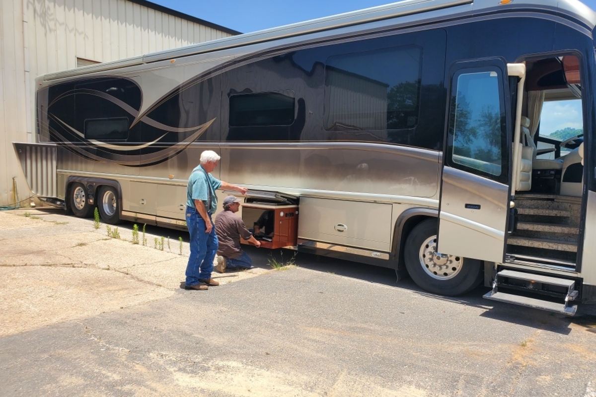 2008 Newell PRICED TO SELL in Cullen, LA