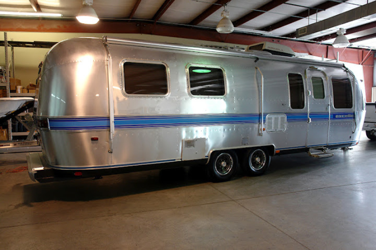1988 AIRSTREAM Excella, 5