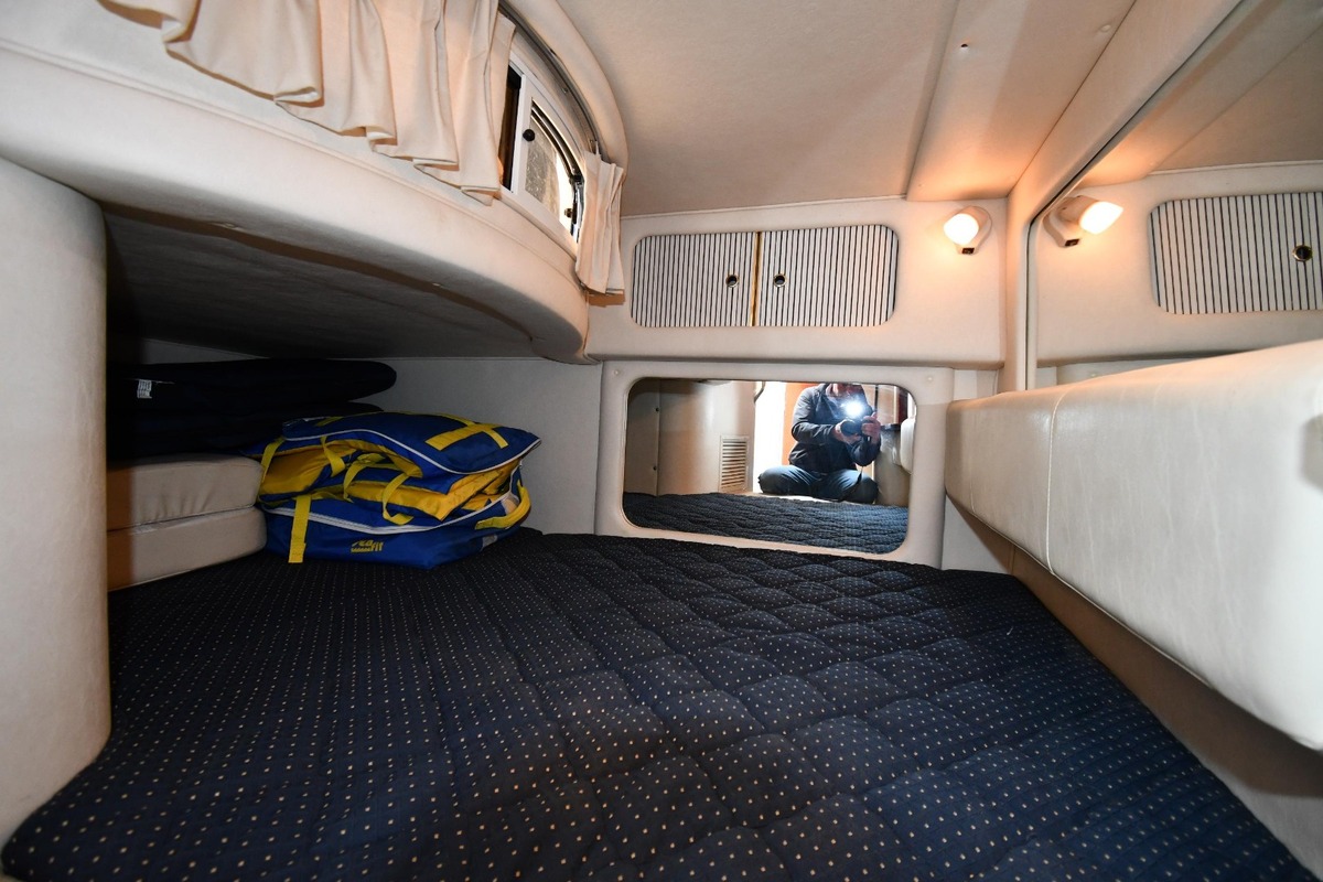 2001 Sea Ray 290 Sundancer, 33