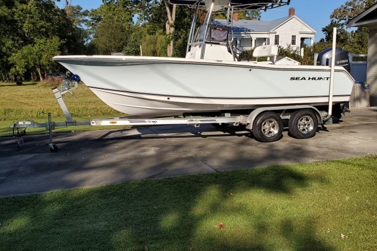 2014 Sea Hunt Triton 210, 2