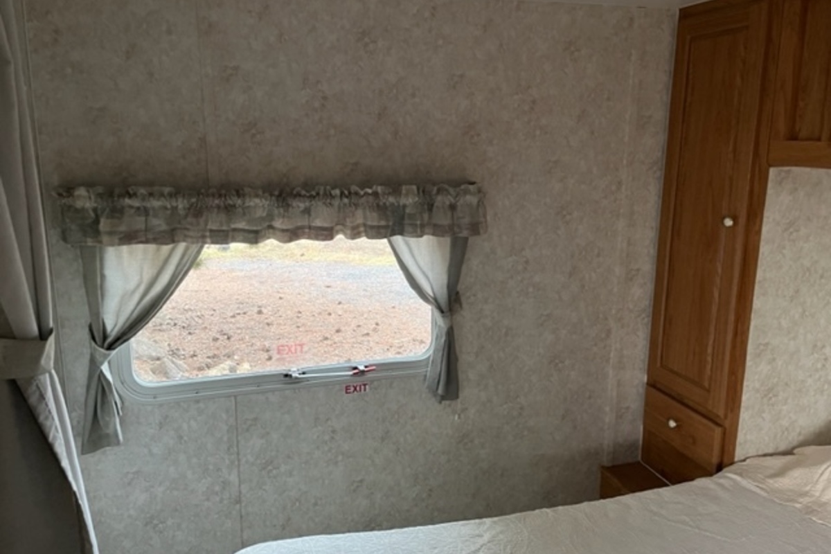2004 Wildwood Lite by Forest River T25 SL Northwest Edition, 8