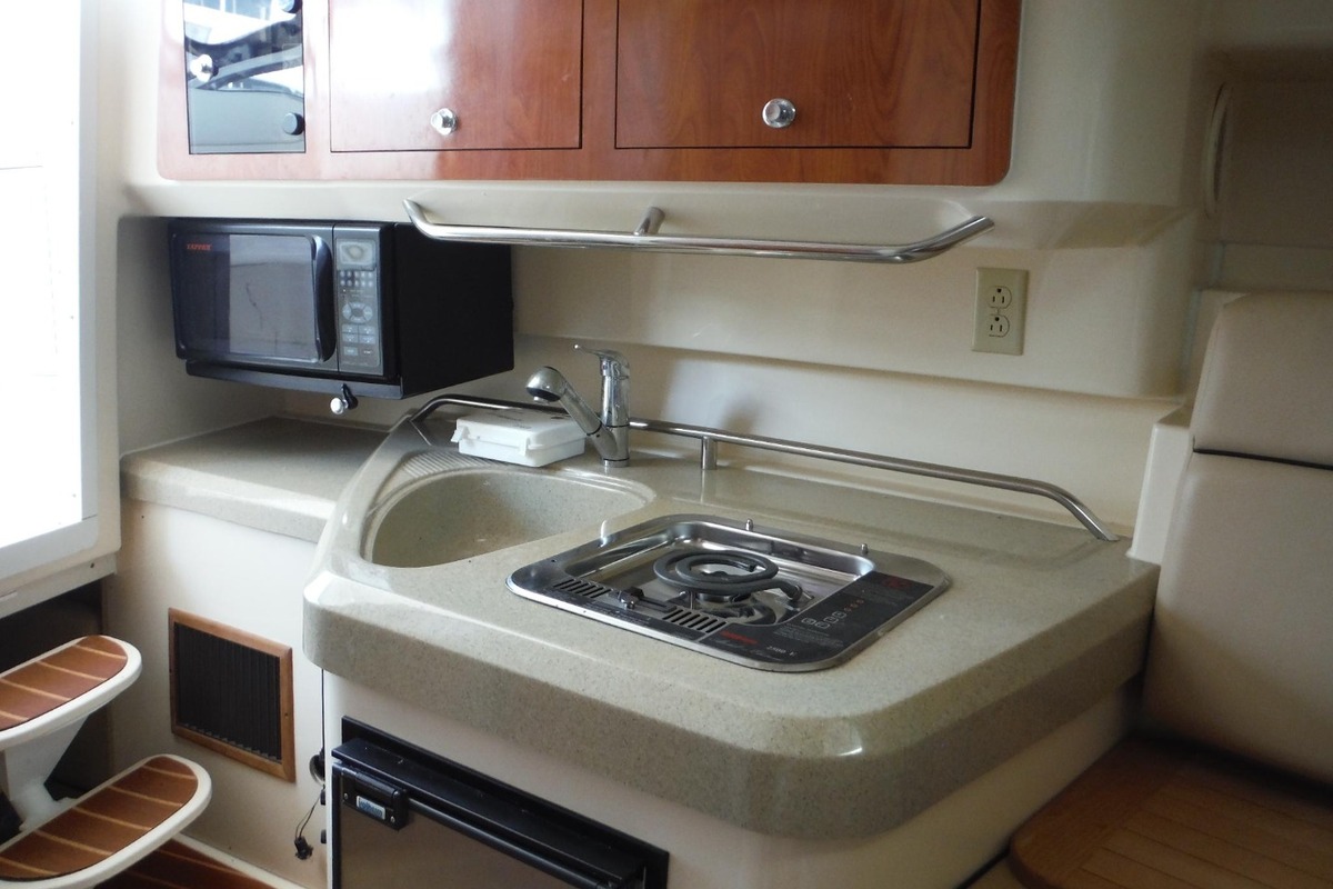 2007 Triton Boats 351 Express, 24