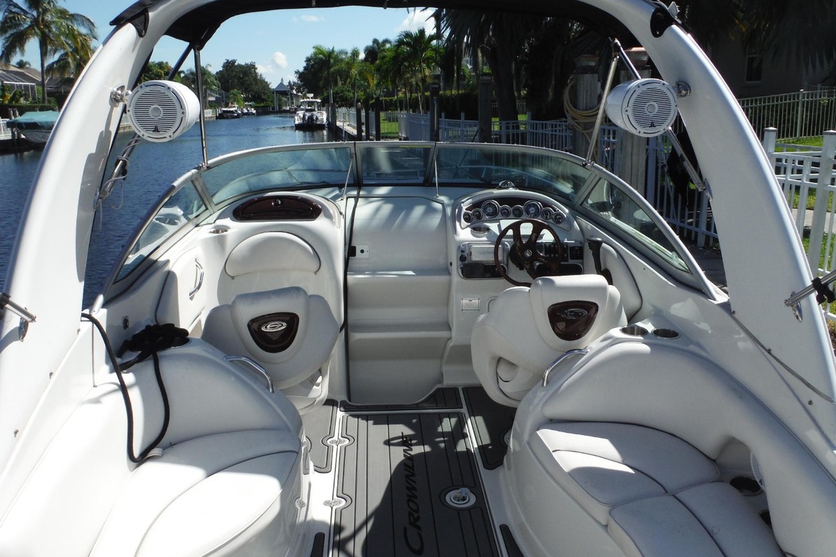 2006 Crownline 275 CCR, 12