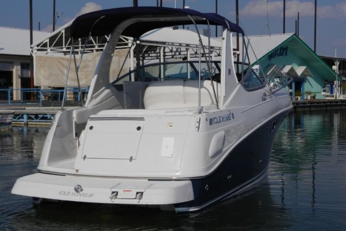2004 Four Winns 268 Vista, 1