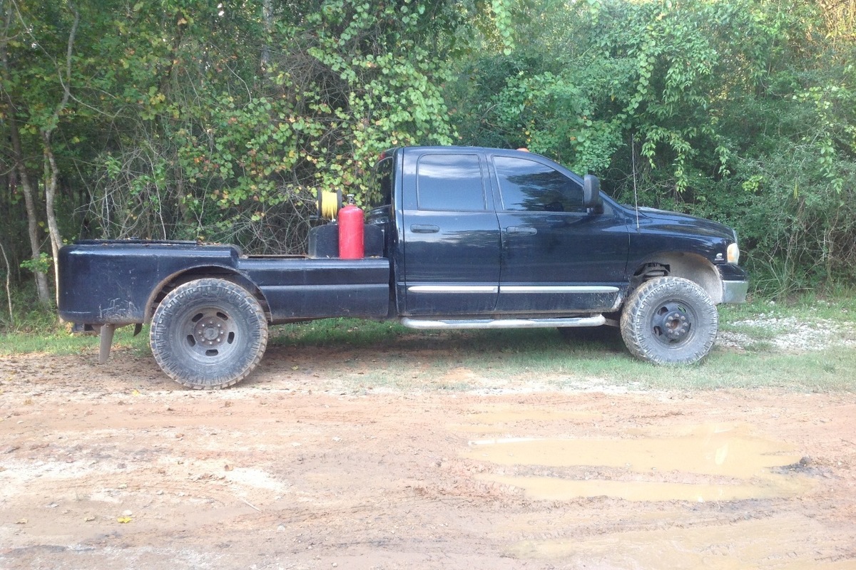 2004 Dodge Ram 3500 Black, 3
