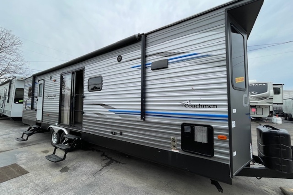 2019 COACHMEN CATALINA DESTINATION, 2