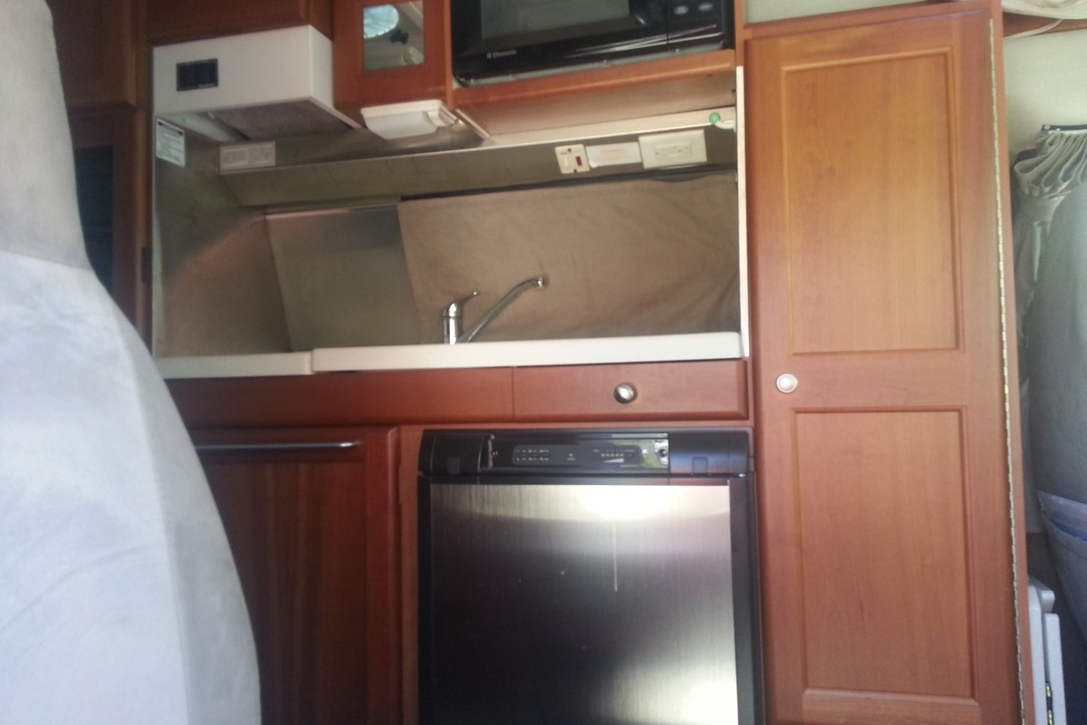 2008 Roadtrek 170 Popular 170, 9