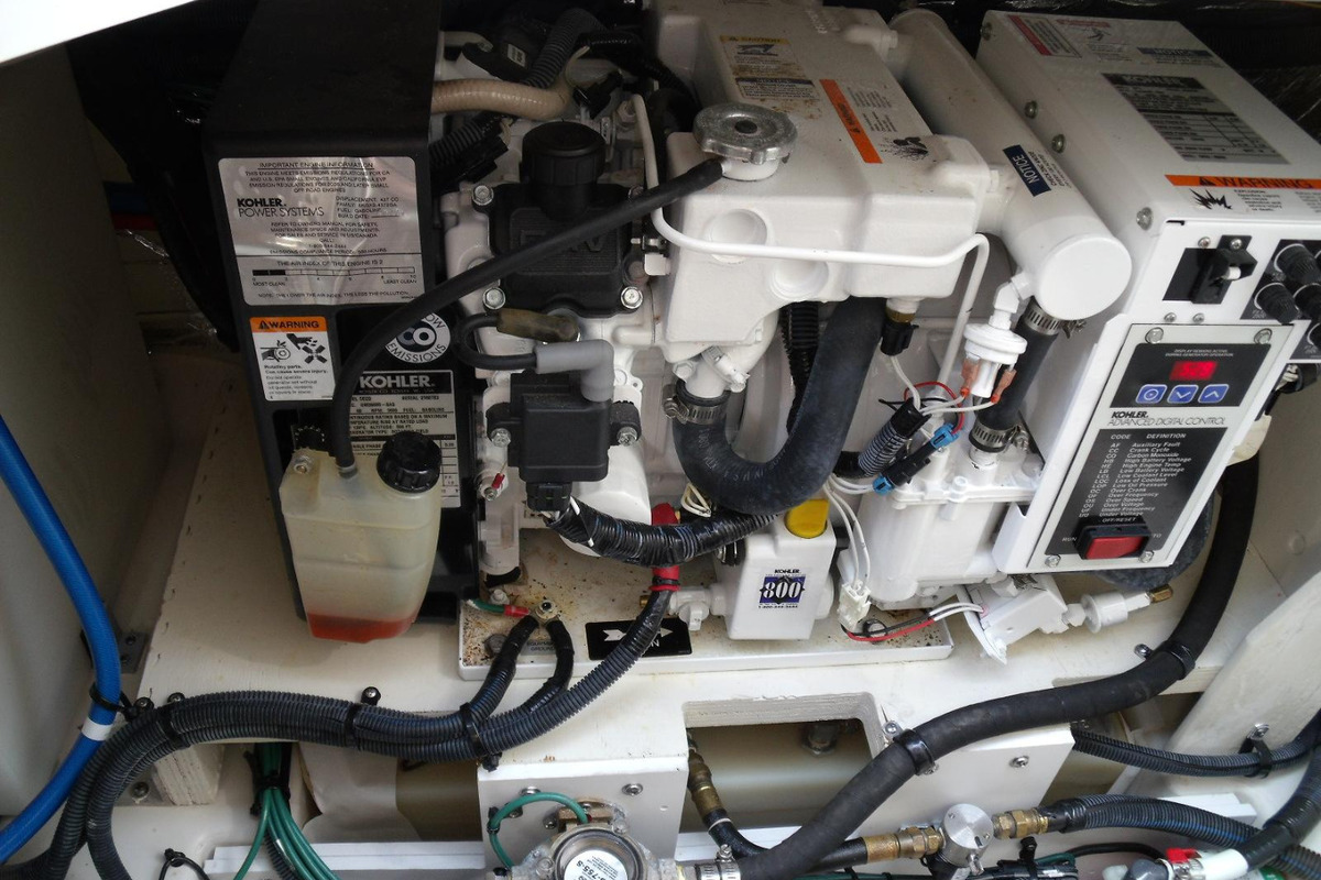 2008 Sea Ray 260 Sundancer, 12