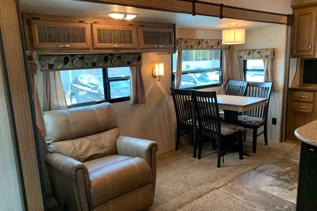 2015 Crossroads Crossroads Cruiser Aire 29RS, 3