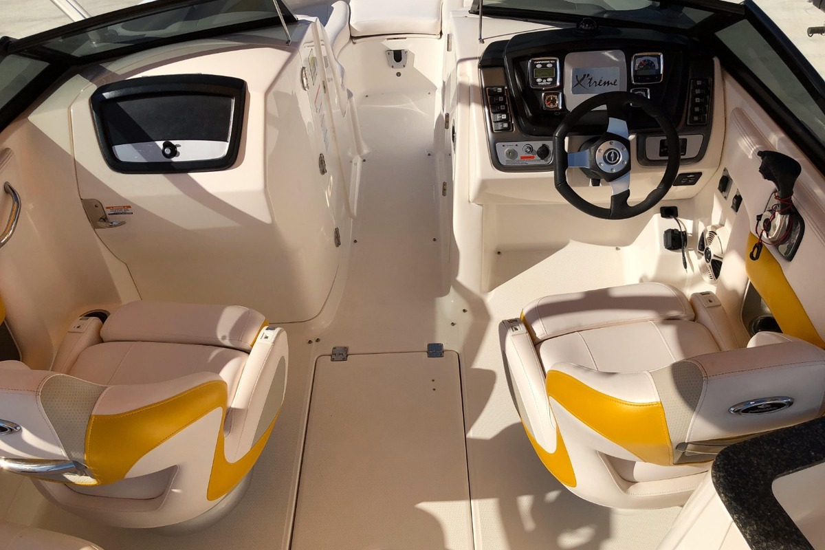 2009 Chaparral Sunesta 244 Xtreme, 2