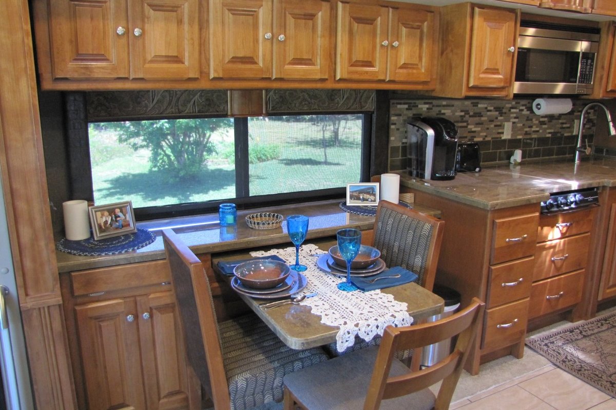 2016 Tiffin Allegro 34 PA, 3