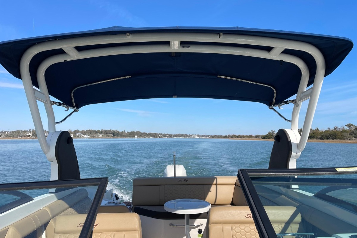 2018 Sea Ray 270 Sundeck, 4
