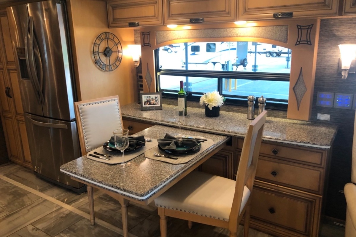 2016 Newmar London Aire 4519, 5