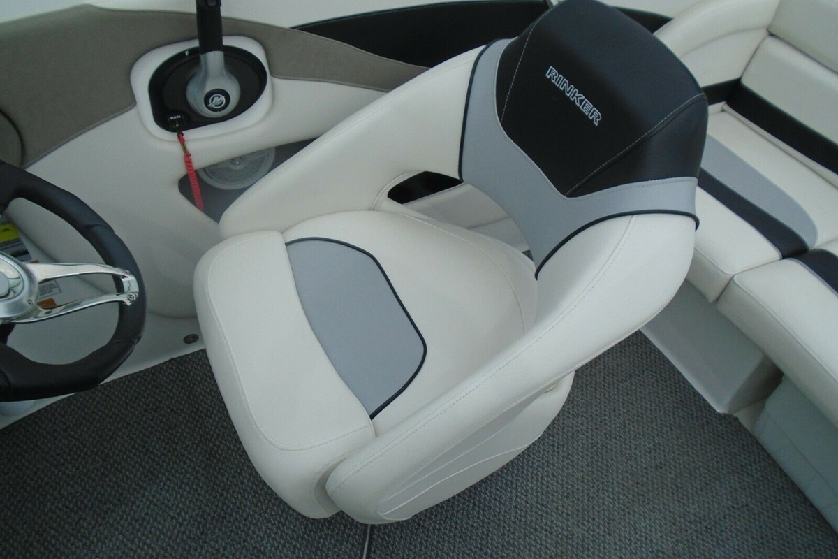 2016 Rinker Captiva 196 BR, 13