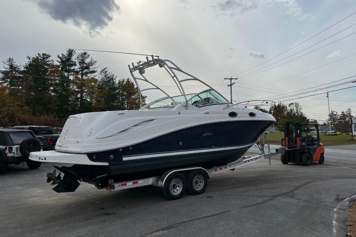 2006 Sea Ray 270 Amberjack, 1