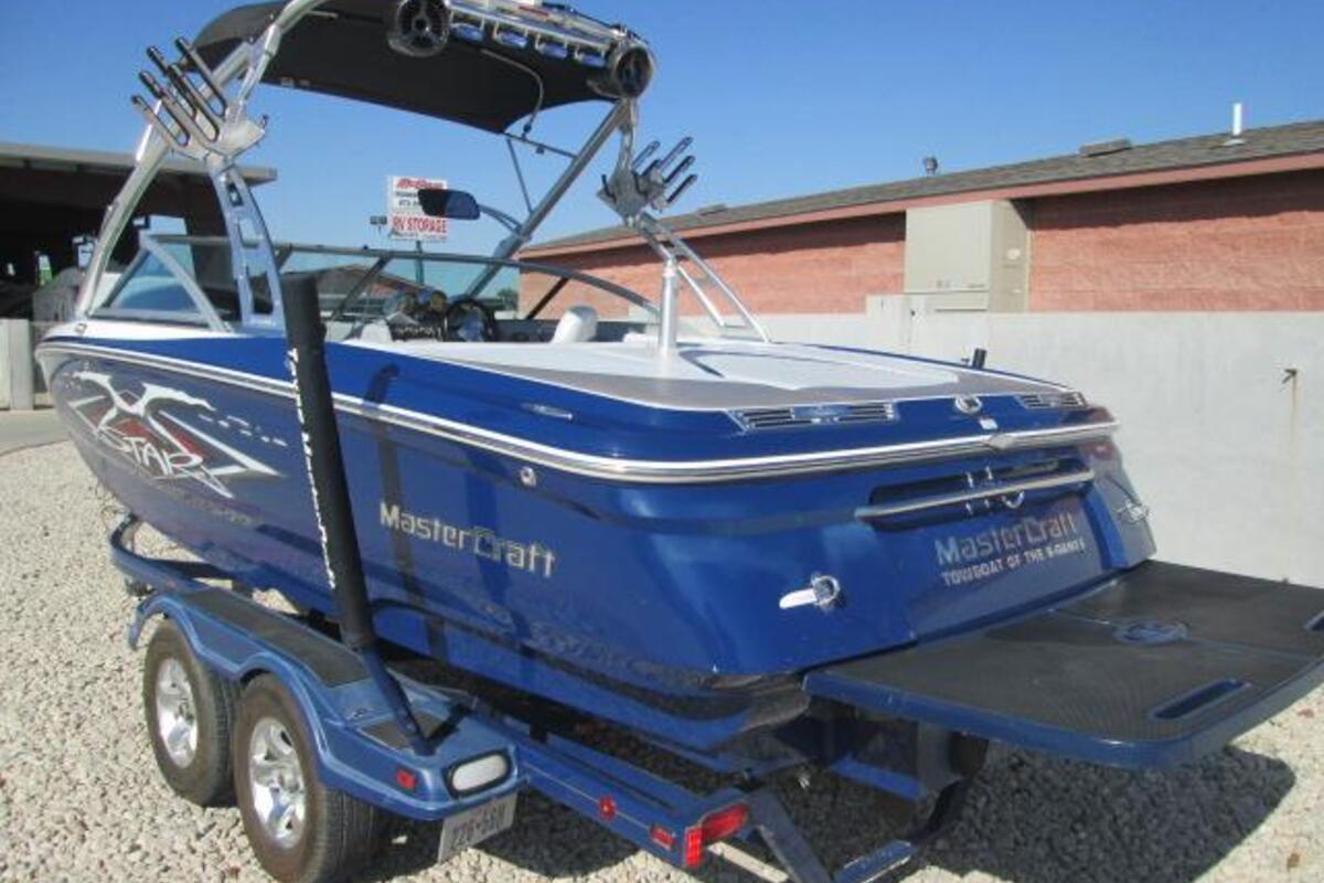 2004 MasterCraft Xstar, 0