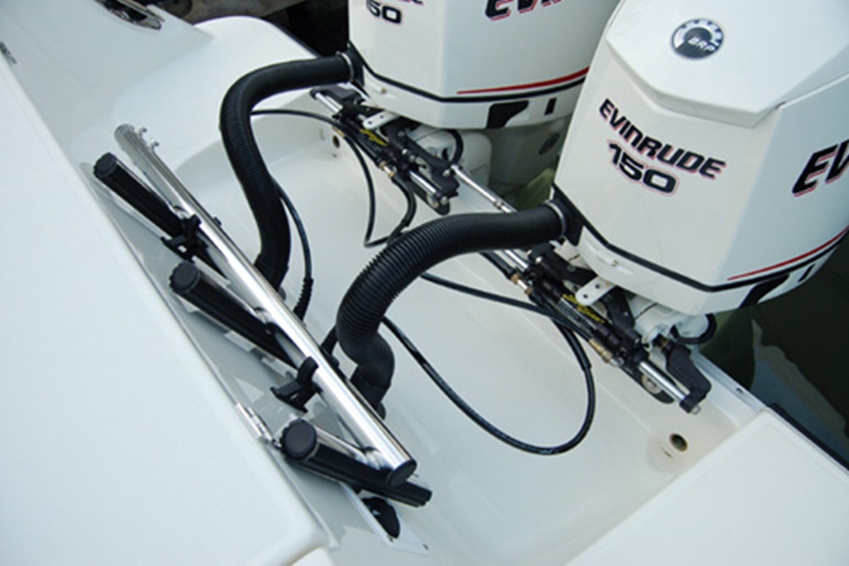 2007 Hydra-Sports Custom 2500 VX Vector Express, 23