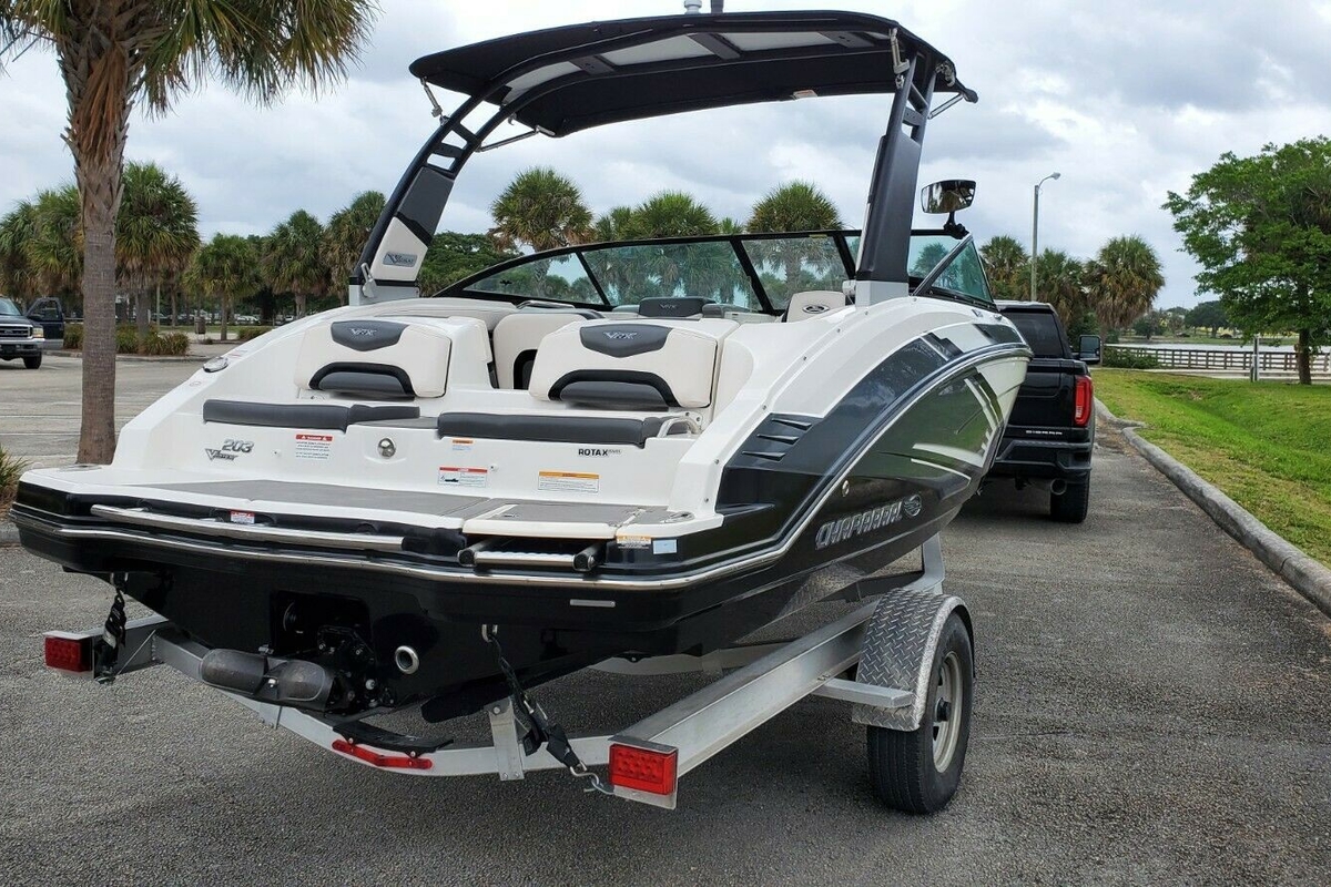 2017 Chaparral 203 Vortex VRX, 2