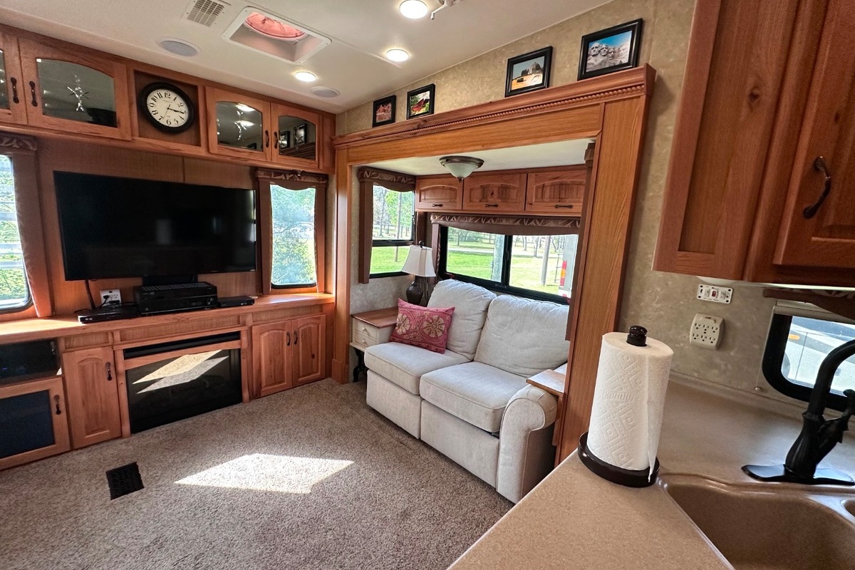 2011 Peterson Excel Winslow 31RLE, 3
