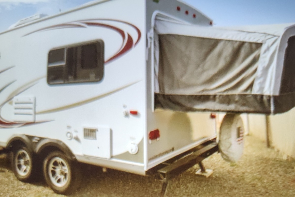 2014 StarCraft Travel Star Expandable, 6