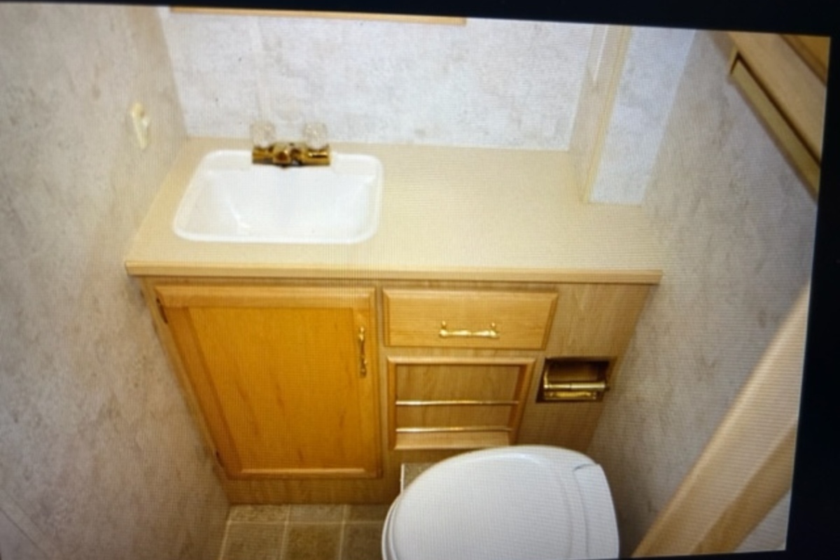 2005 Winnebago Minnie Winnie 27P, 7