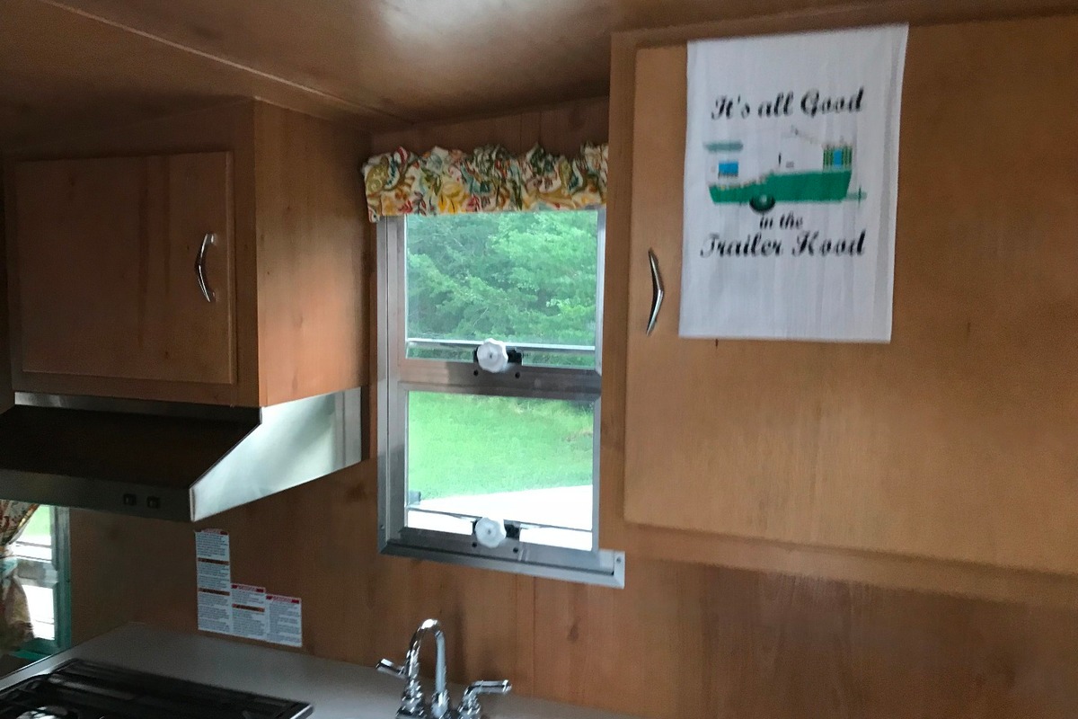 2015 Shasta Airflyte 16 Reissue, 8