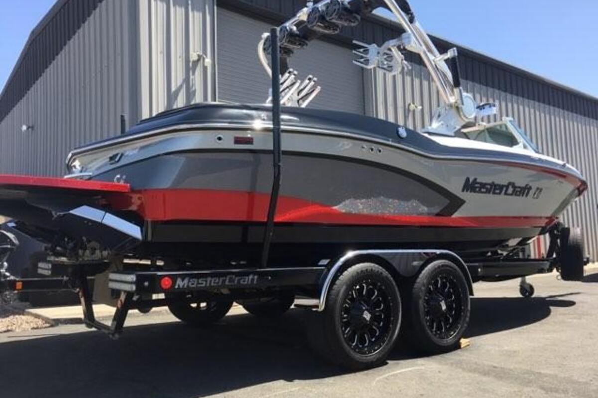 2014 MasterCraft X30, 2