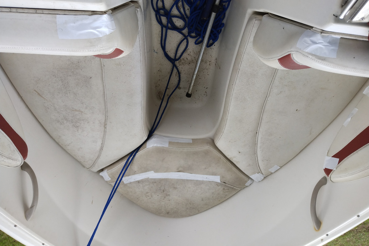 2001 Bayliner Capri 1950BU, 6