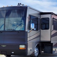 2004 Fleetwood RV, 1
