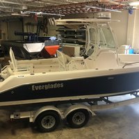 2011 Everglades Boats 230CC Center Console, 3