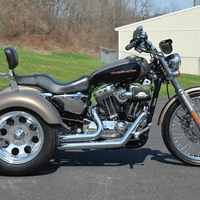2004 Harley-Davidson Sportster, 1