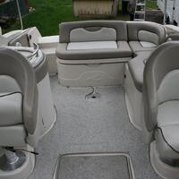 2004 Sea Ray 270 Sundeck, 9