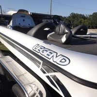 2012 Legend Boats Alpha 211 Dcx, 8