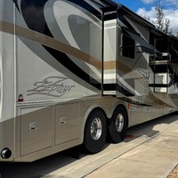 2011 Tiffin Zephyr 45QBZ, 4