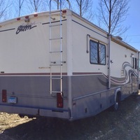 2000 Fleetwood Southwind Storm 34D, 2