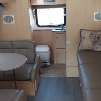 2005 Coach House Platinum 232XL, 4