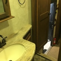 2014 KEYSTONE RAPTOR KING SUITE 332, 16