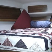 2005 Catalina Yachts 387, 4