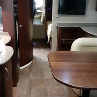 2012 Avanti 2806, 8