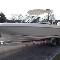 2017 Boston Whaler 230 Vantage, 0