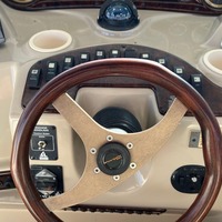 2002 Rinker 342 Fiesta Vee, 24