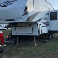 2015 Cougar 244RLSWe Half Ton, 5