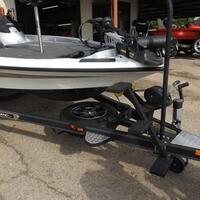 2012 Legend Boats Alpha 211 Dcx, 4