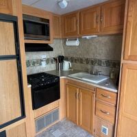 2007 Coachmen - Spirit of America 23 FKS, 6