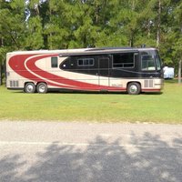 2002 Newell 45-102 side entry Triple slide, 0