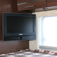 2010 winnebago via 25T (twin beds), 8